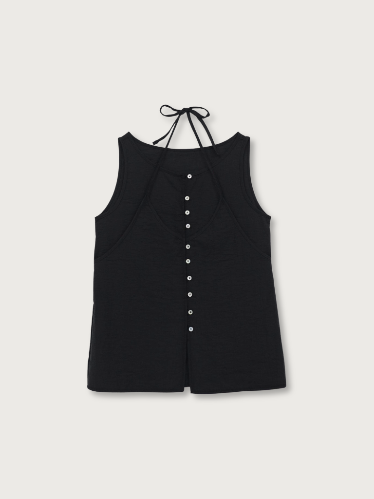 sleeveless halter blouse