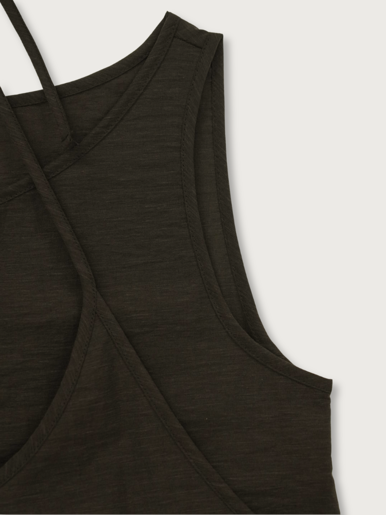 sleeveless halter blouse