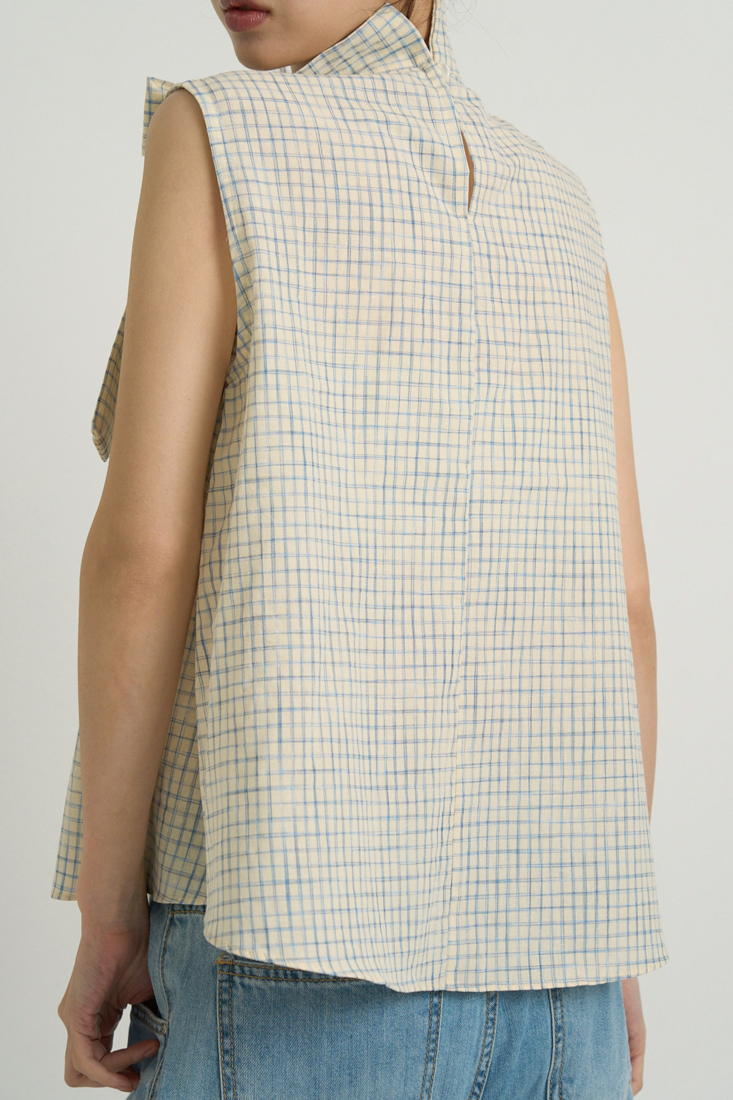 plaid sleeveless
