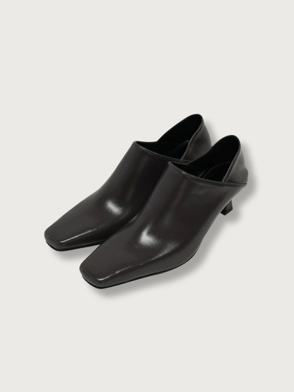 square heel loafer
