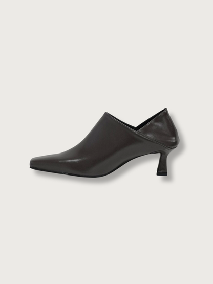 square heel loafer