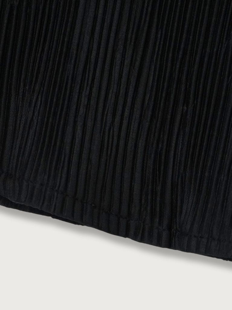 pleats shirt