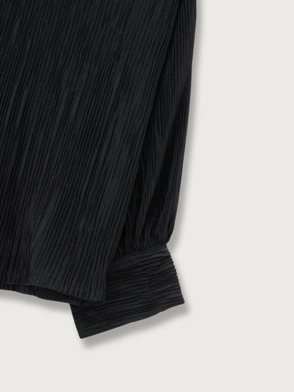 pleats shirt