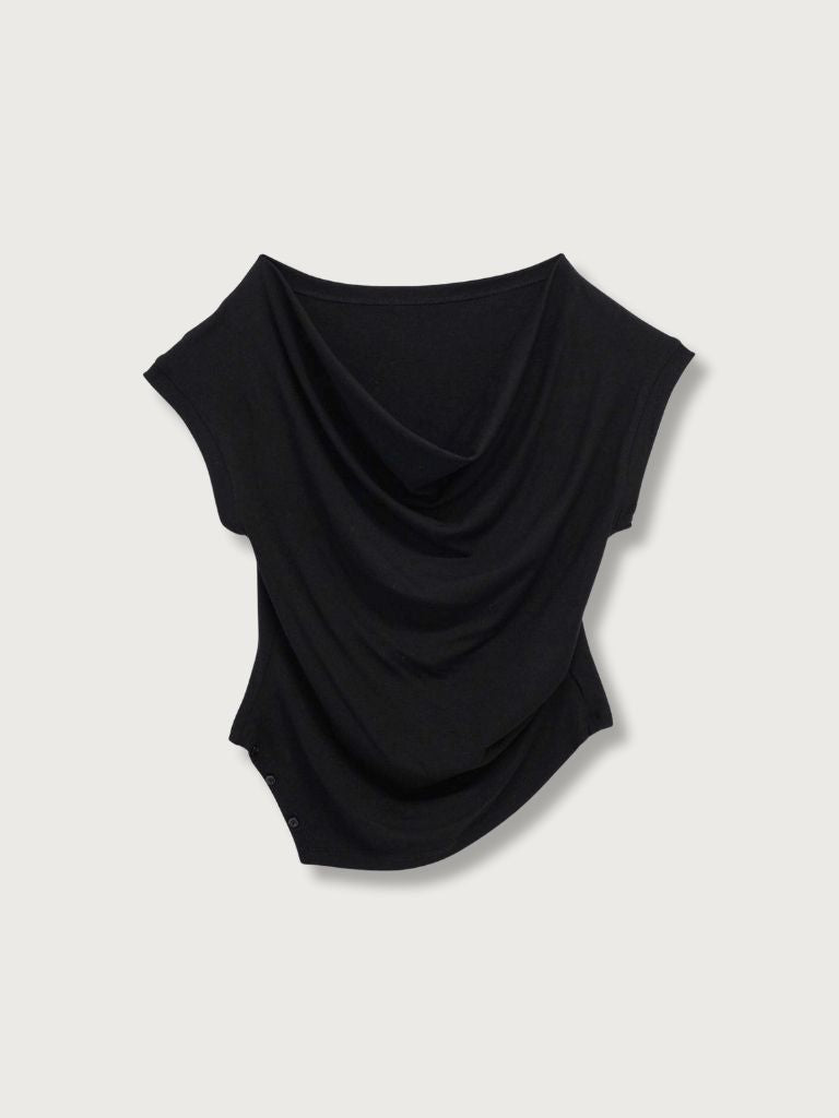 pleats line tee