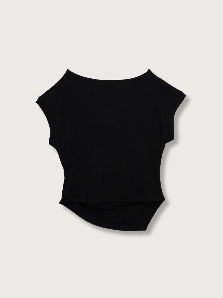 pleats line tee