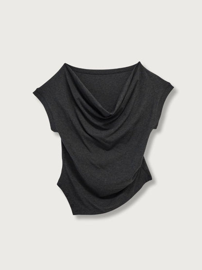 pleats line tee