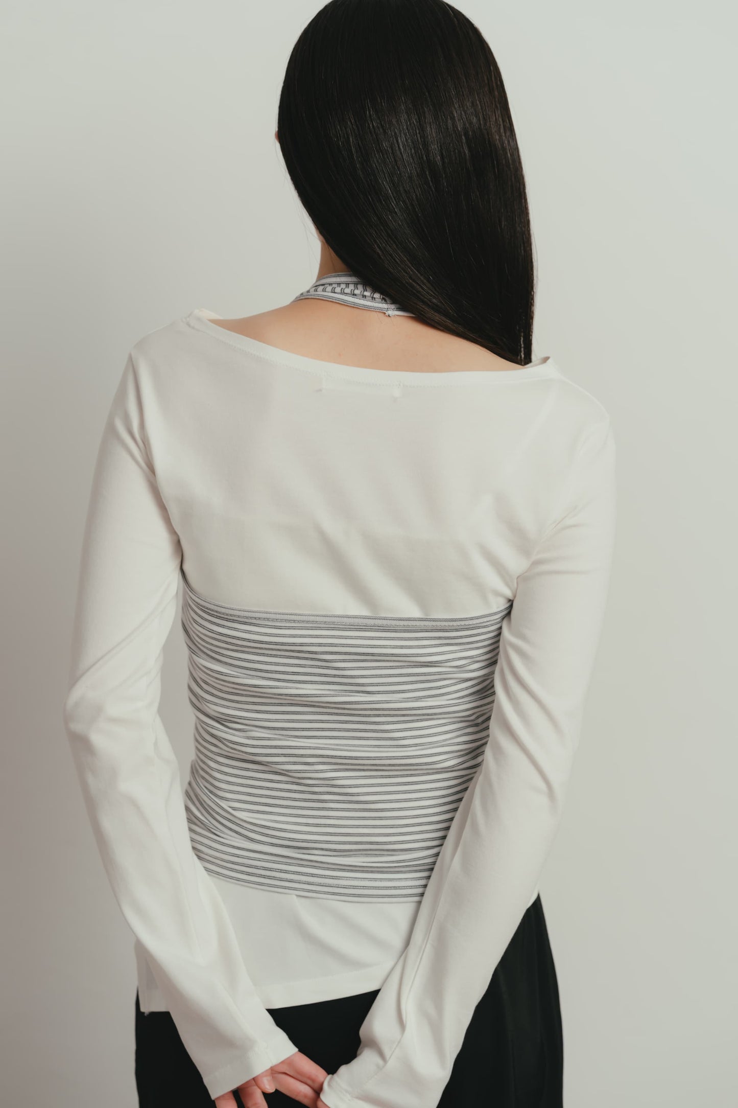 border halter neck top