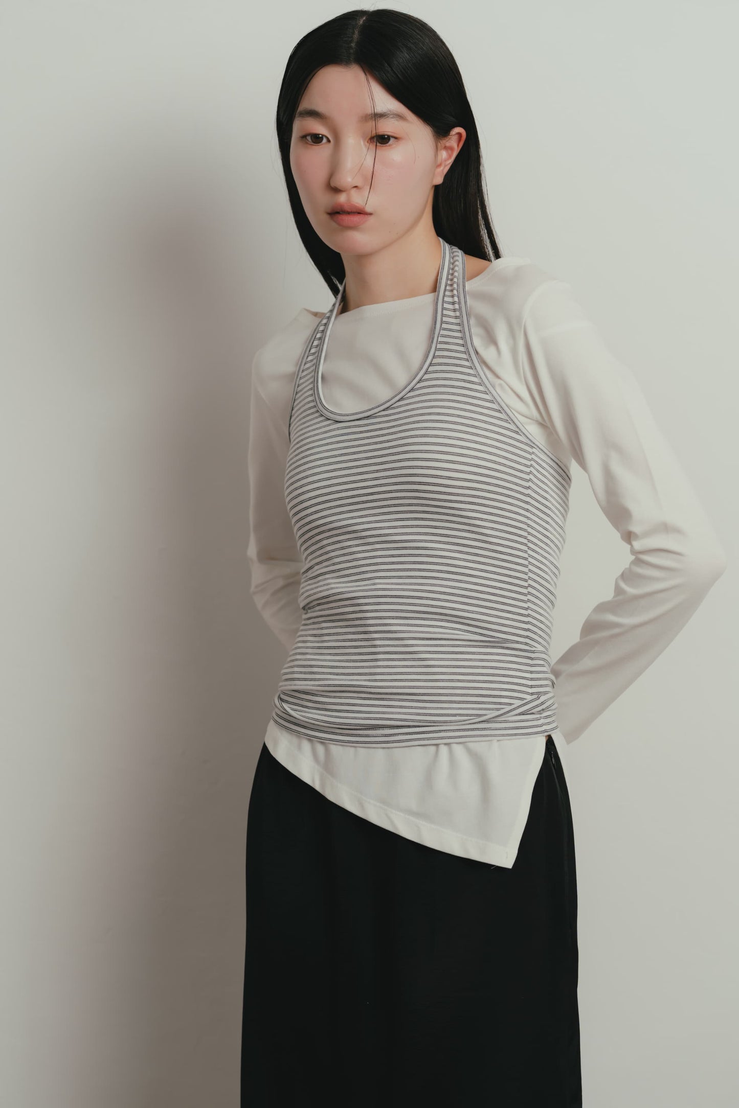 border halter neck top