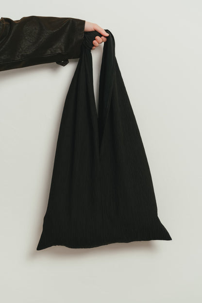 pleats shoulder bag
