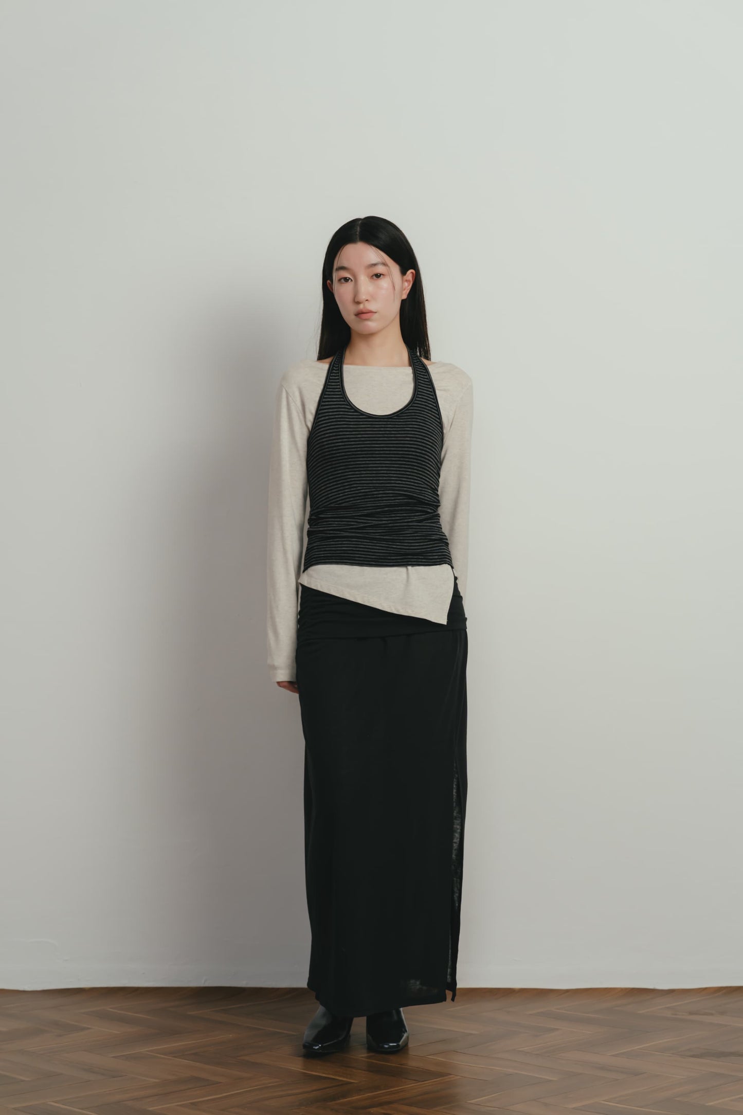 border halter neck top