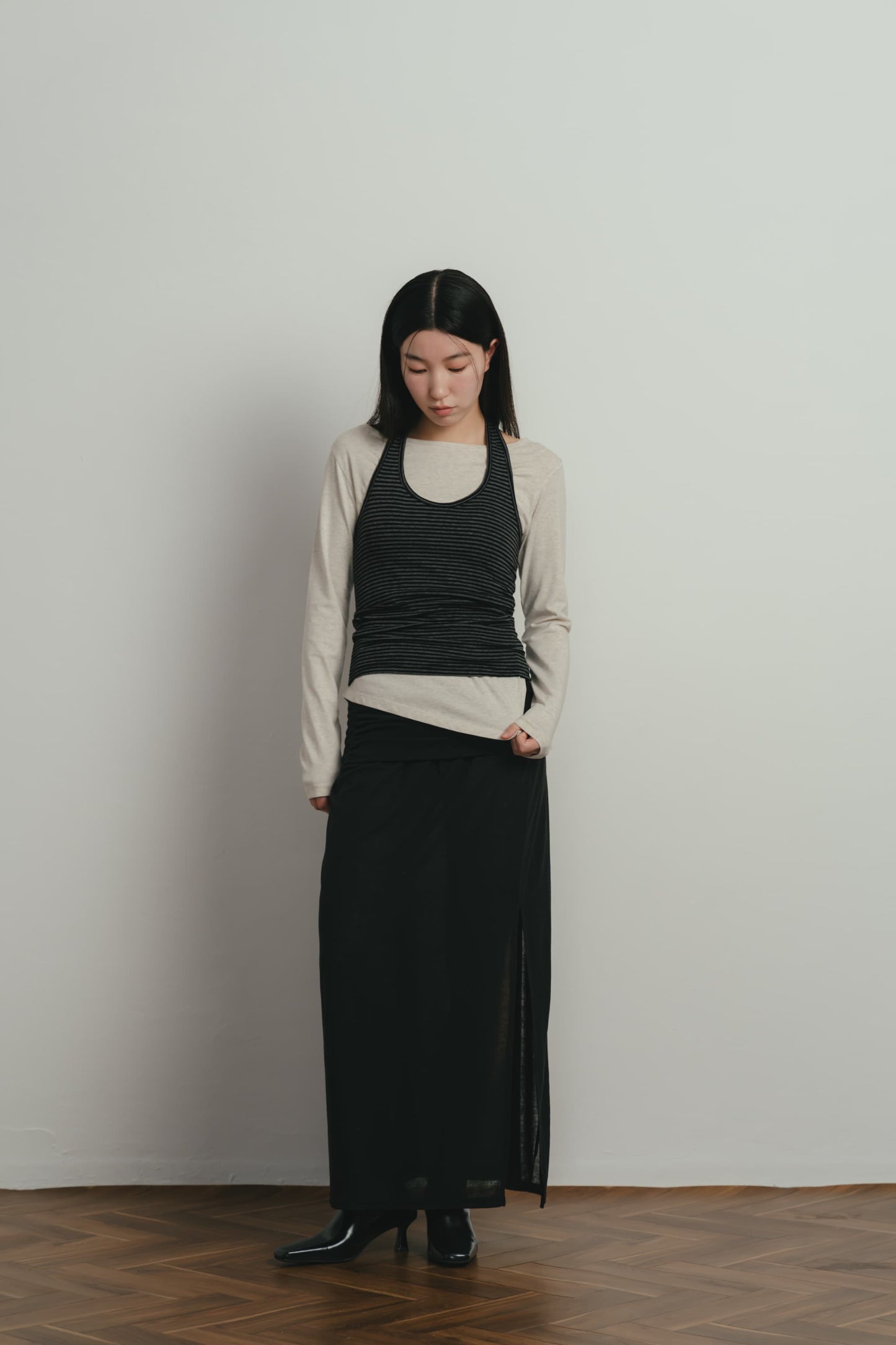 border halter neck top