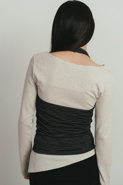 border halter neck top
