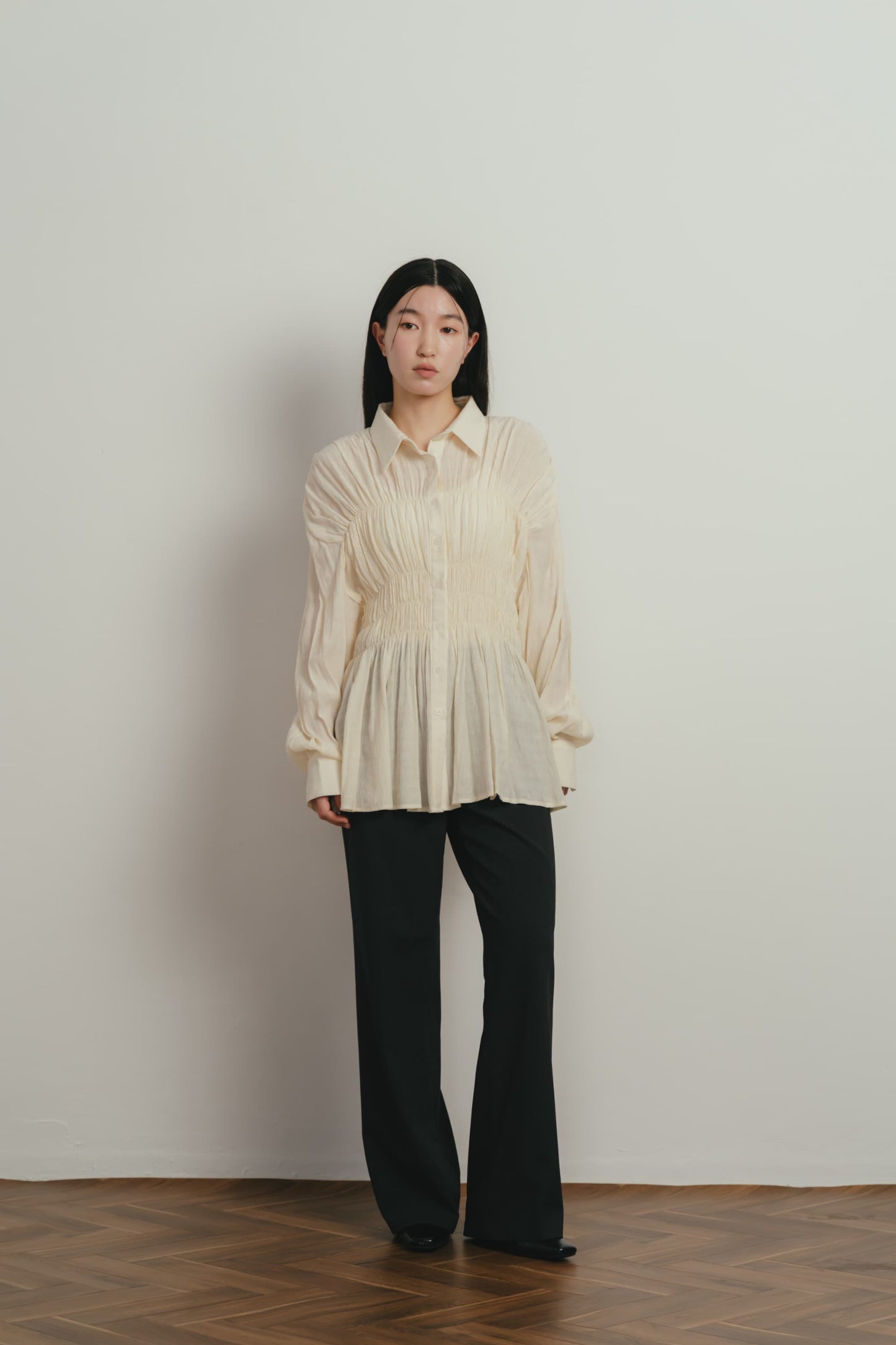 shirring flare blouse