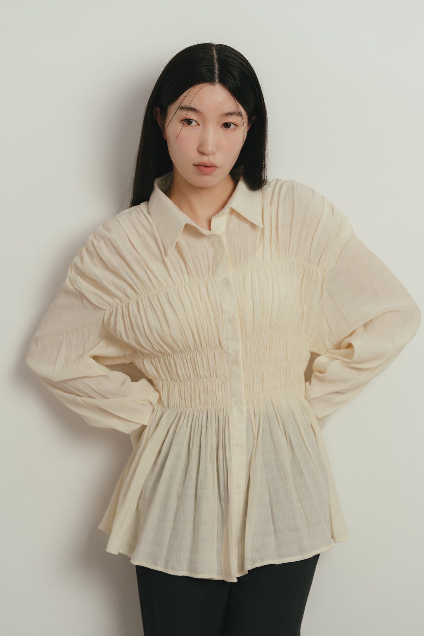 shirring flare blouse