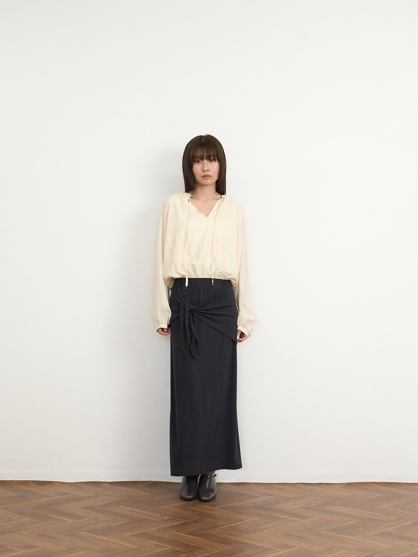 【先行予約販売】frill neck blouse