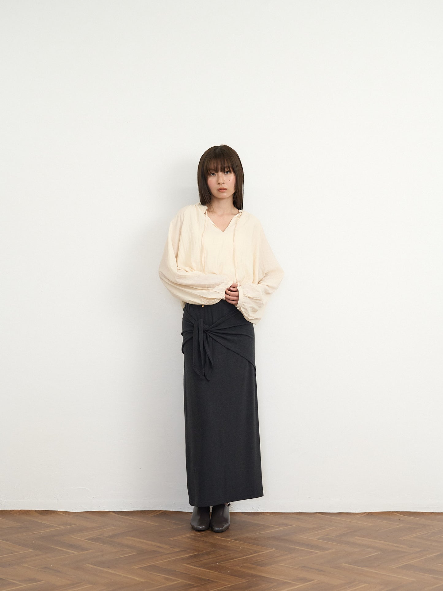 【先行予約販売】frill neck blouse