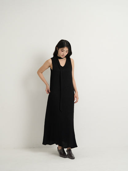 pleated long dress