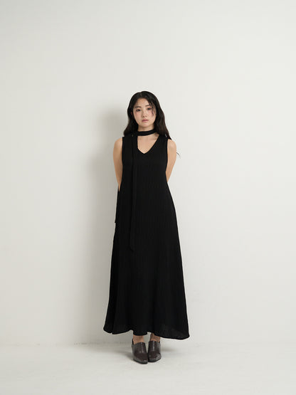 pleated long dress