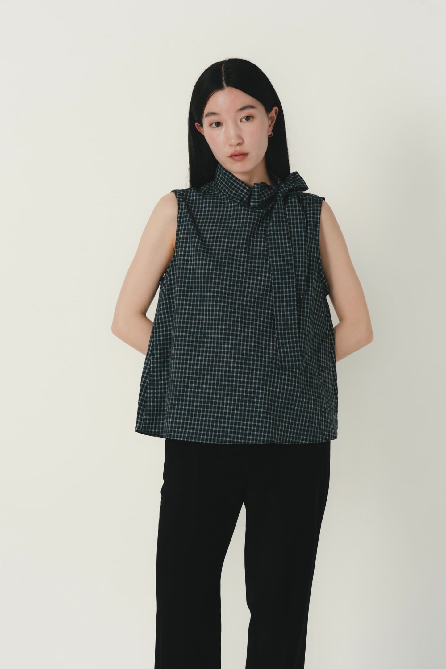 plaid sleeveless