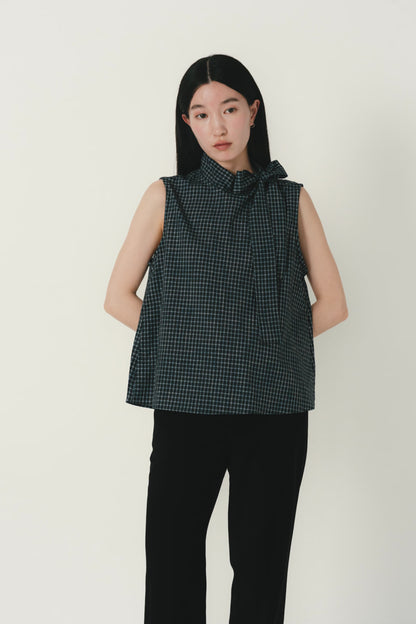 plaid sleeveless