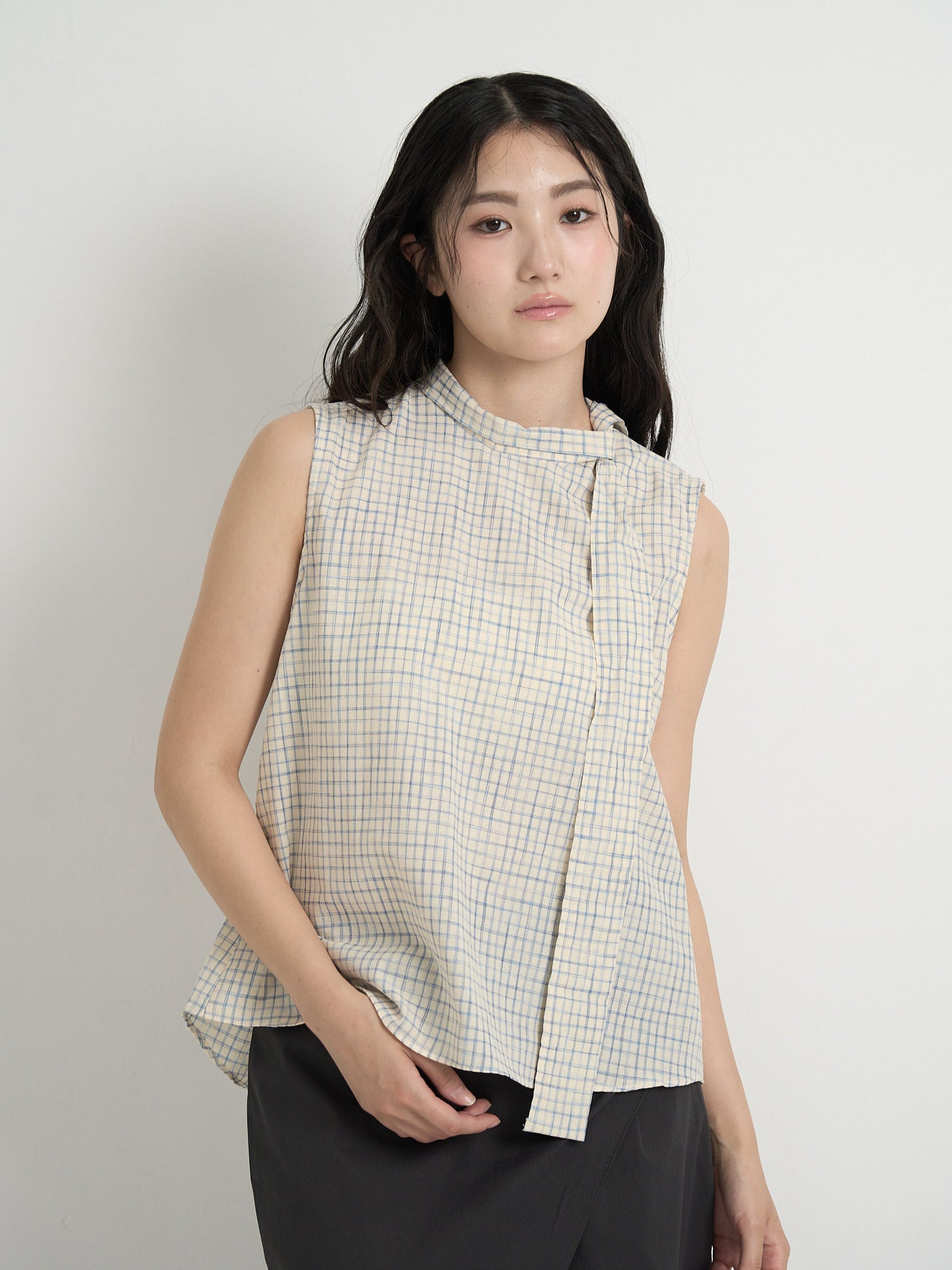 plaid sleeveless