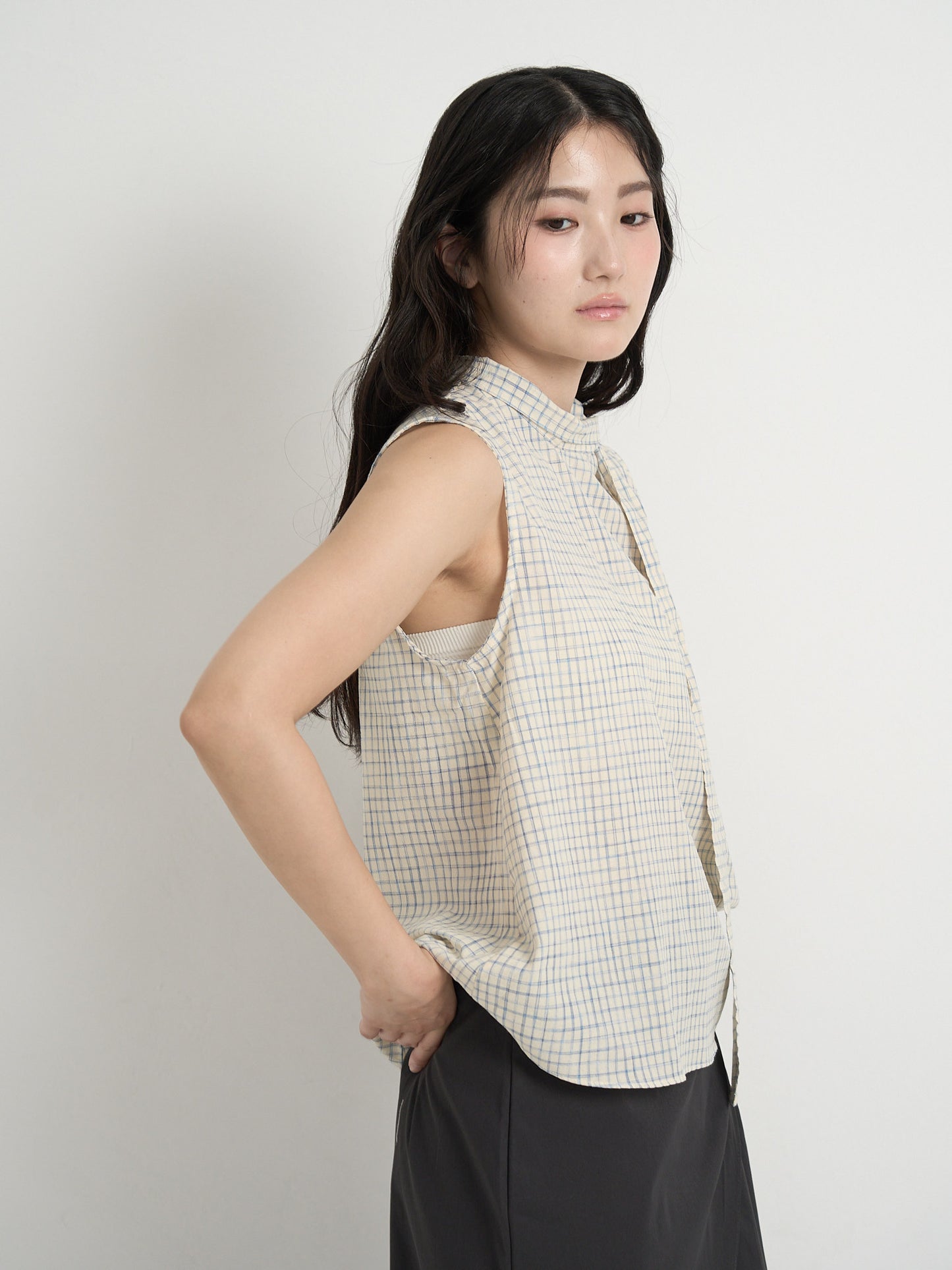 plaid sleeveless