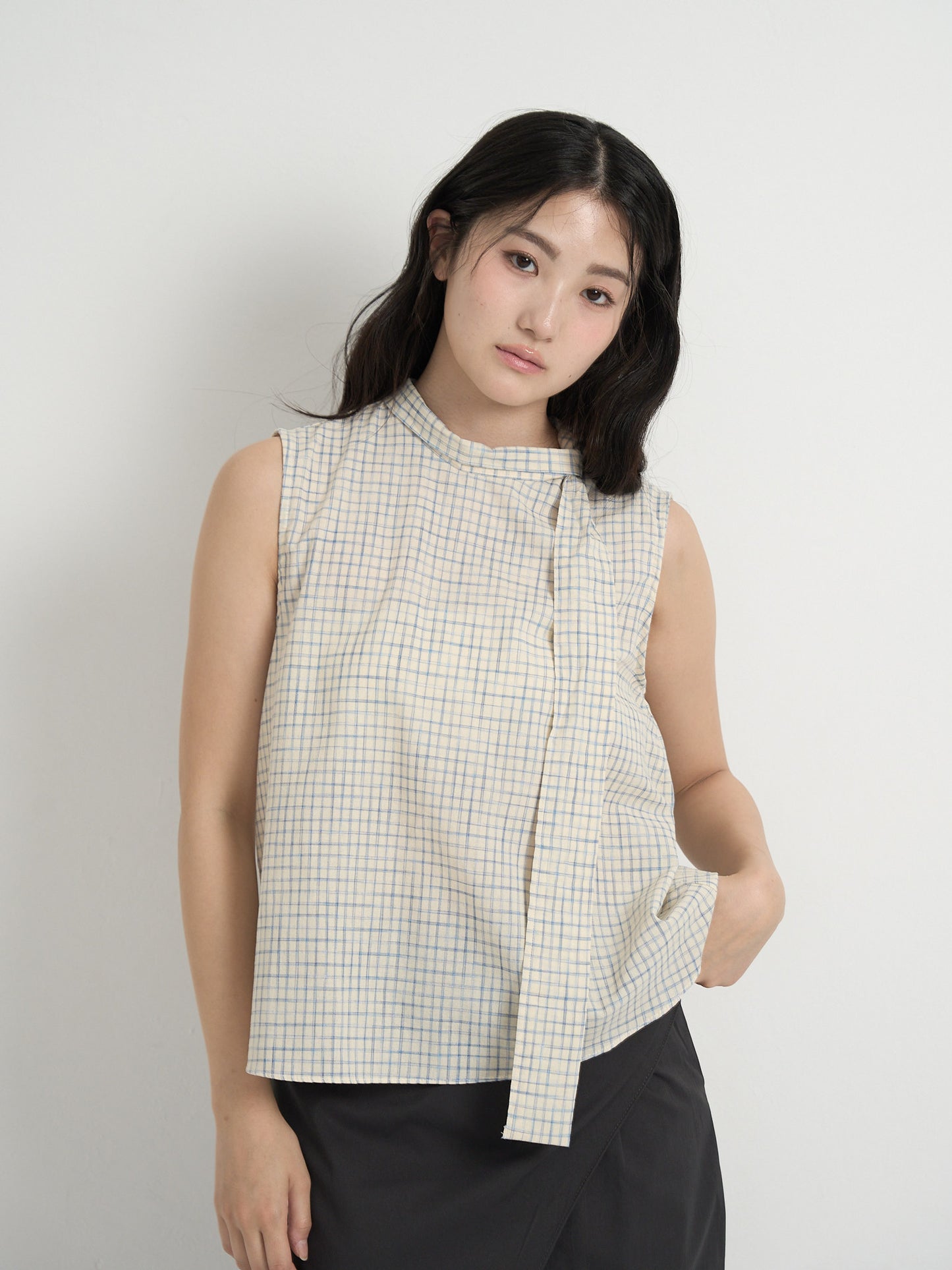 plaid sleeveless