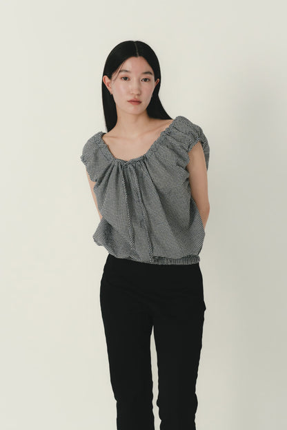 shirring sleeveless blouse