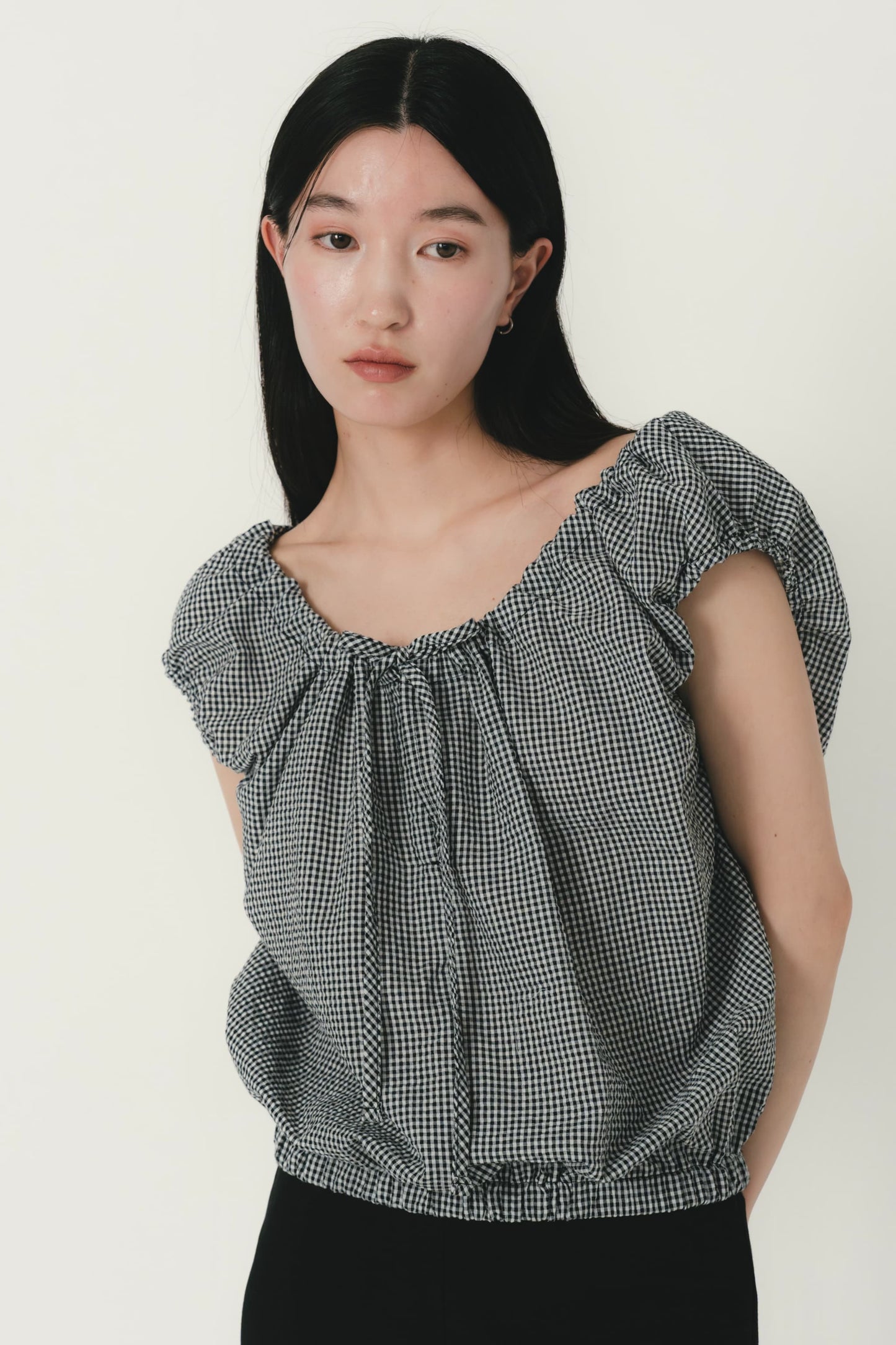 shirring sleeveless blouse