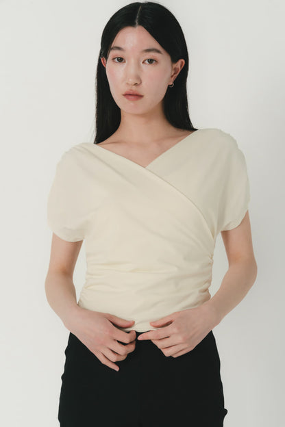 V shirring tee