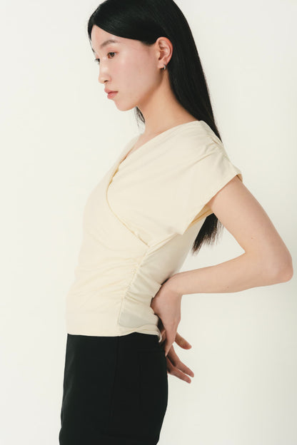 V shirring tee