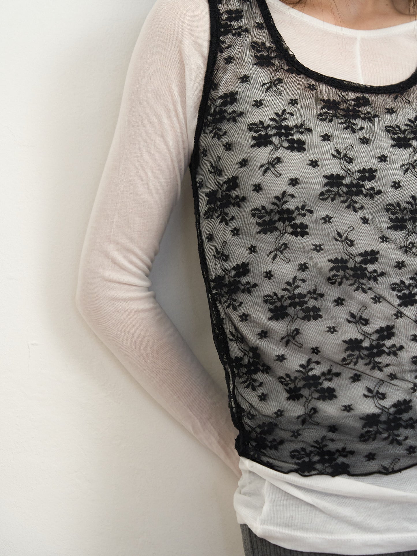 【先行予約販売】sheer lace tank
