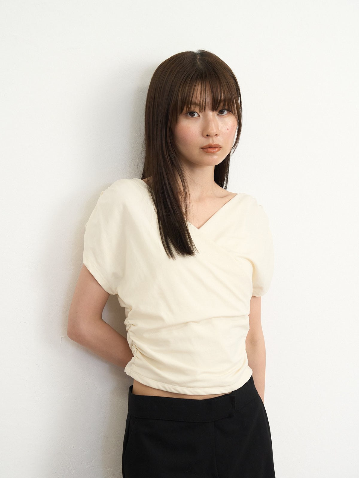 V shirring tee