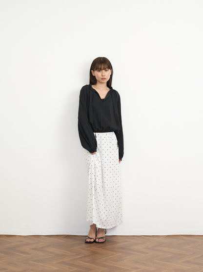 【先行予約販売】frill neck blouse