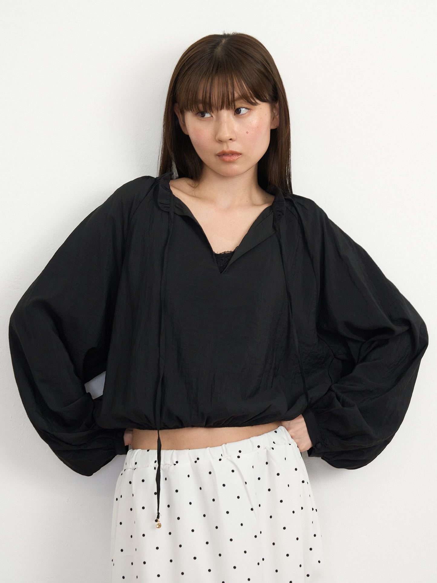 【先行予約販売】frill neck blouse