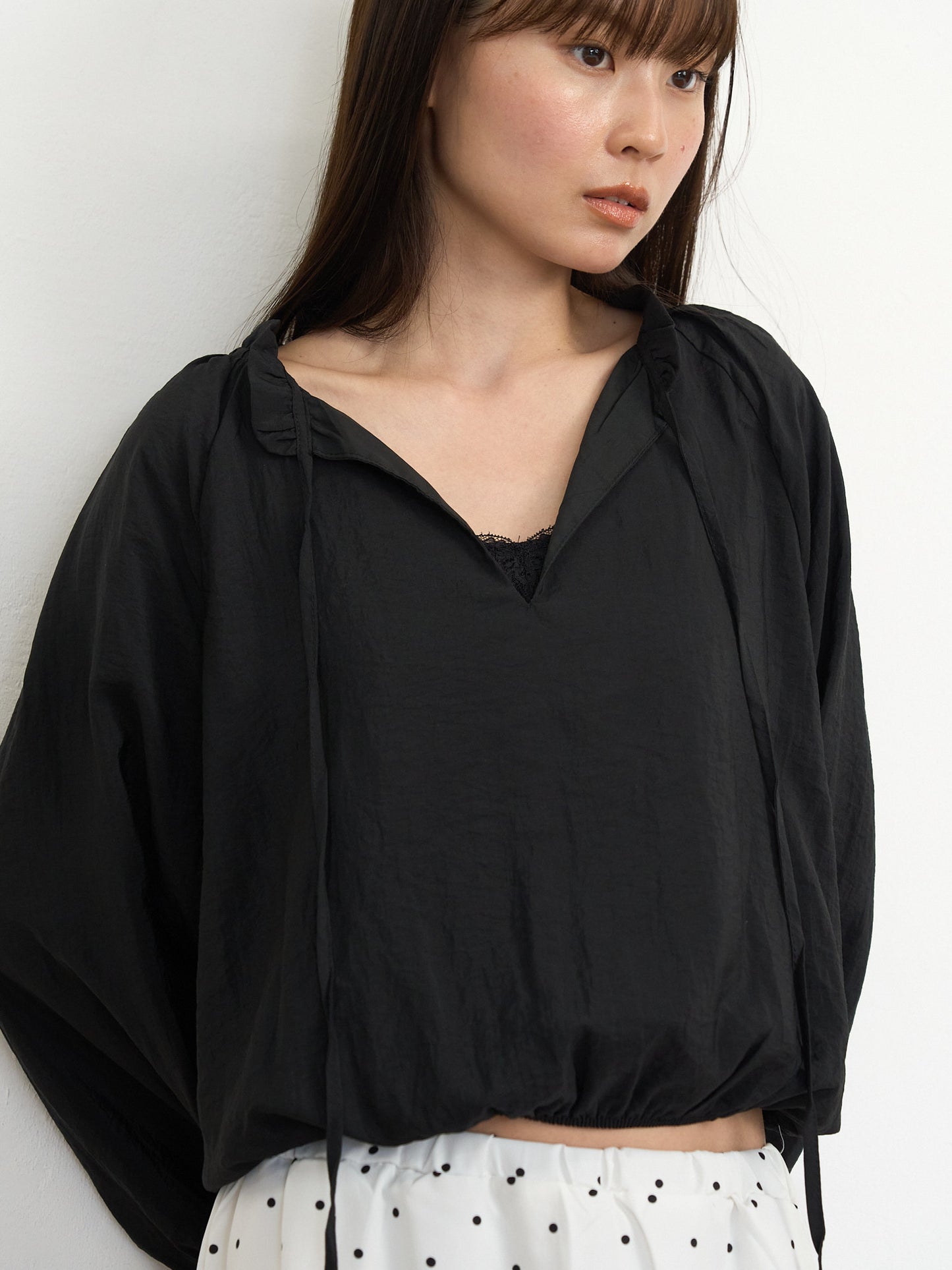 【先行予約販売】frill neck blouse
