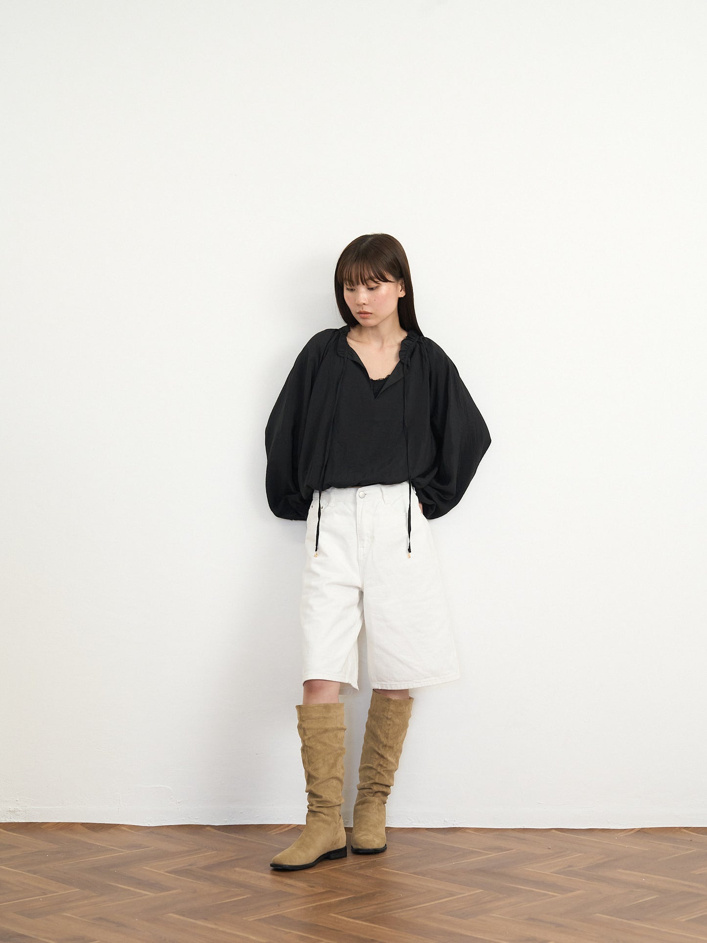 【先行予約販売】frill neck blouse