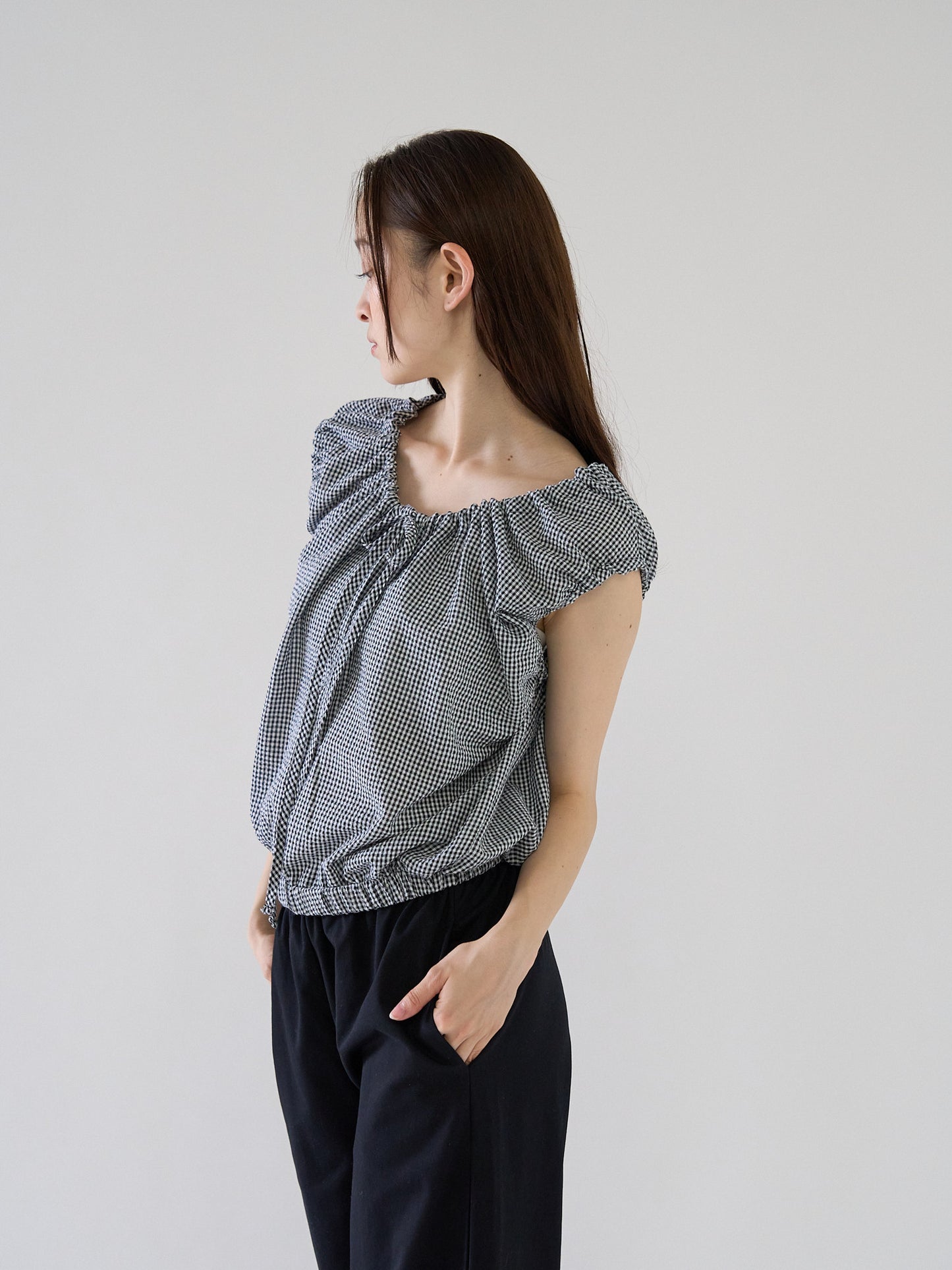shirring sleeveless blouse