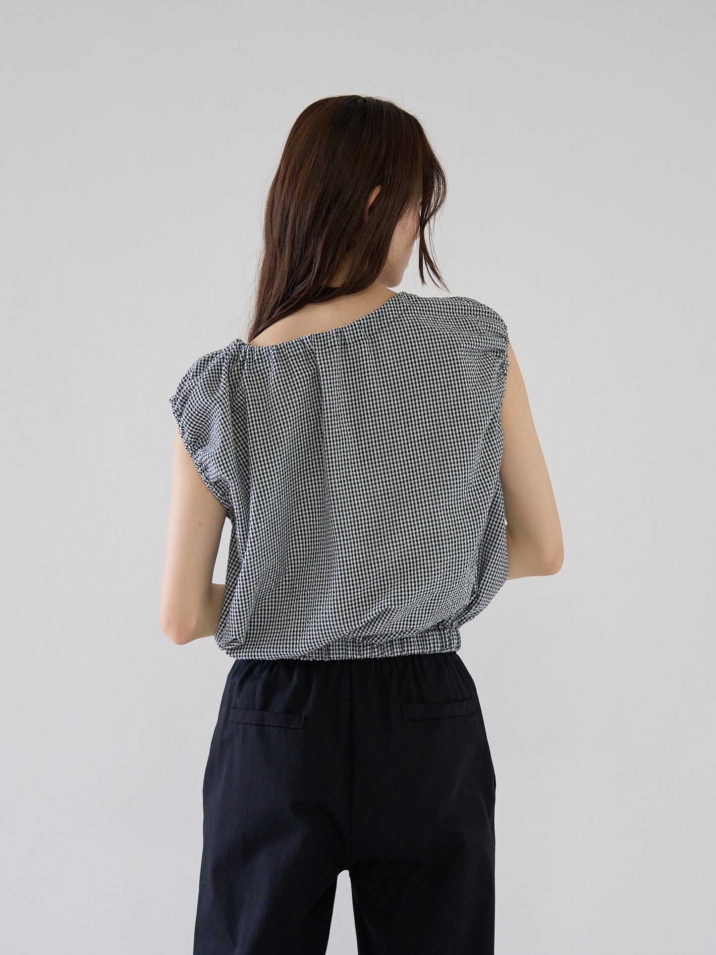 shirring sleeveless blouse