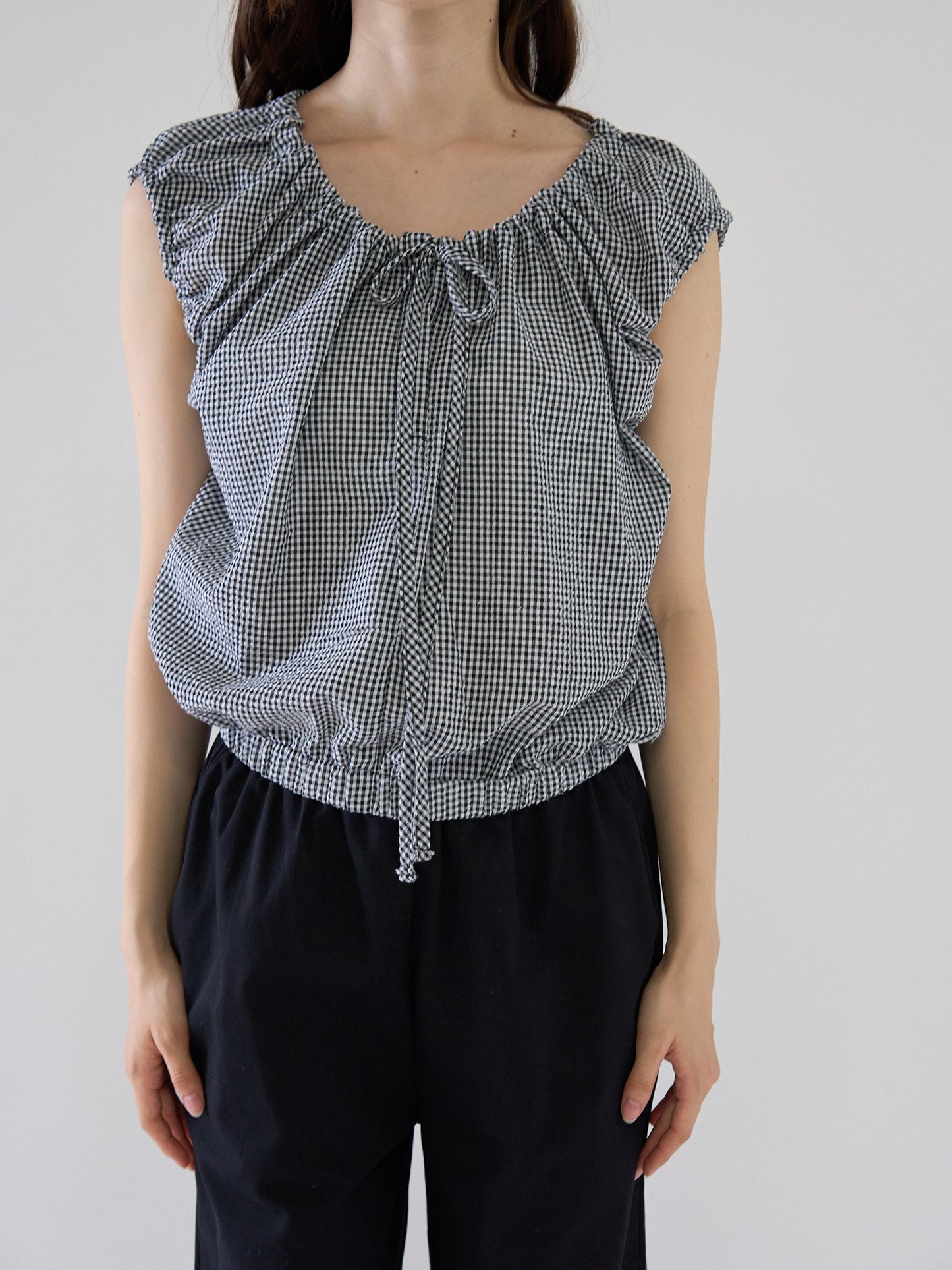 shirring sleeveless blouse