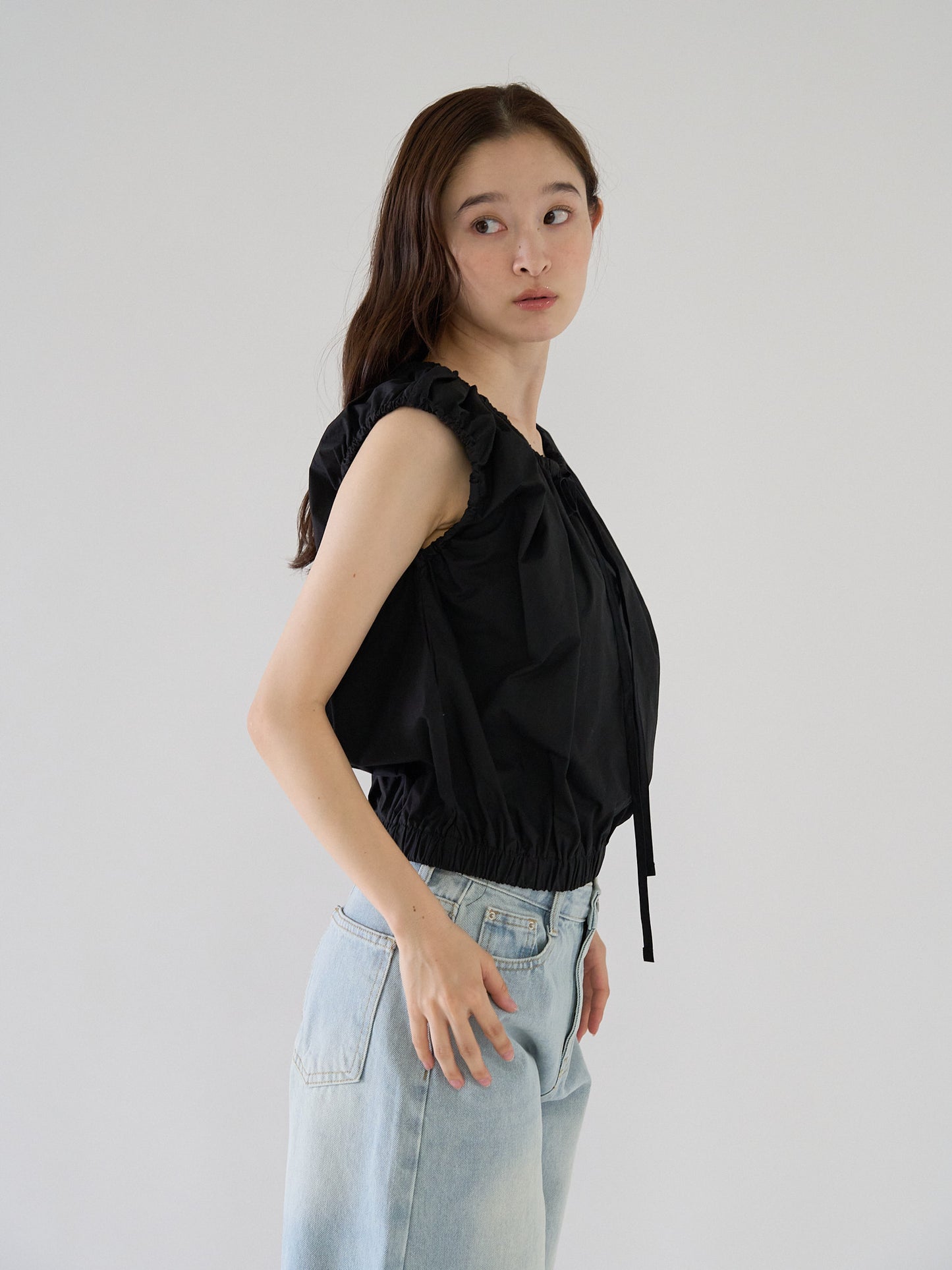 shirring sleeveless blouse