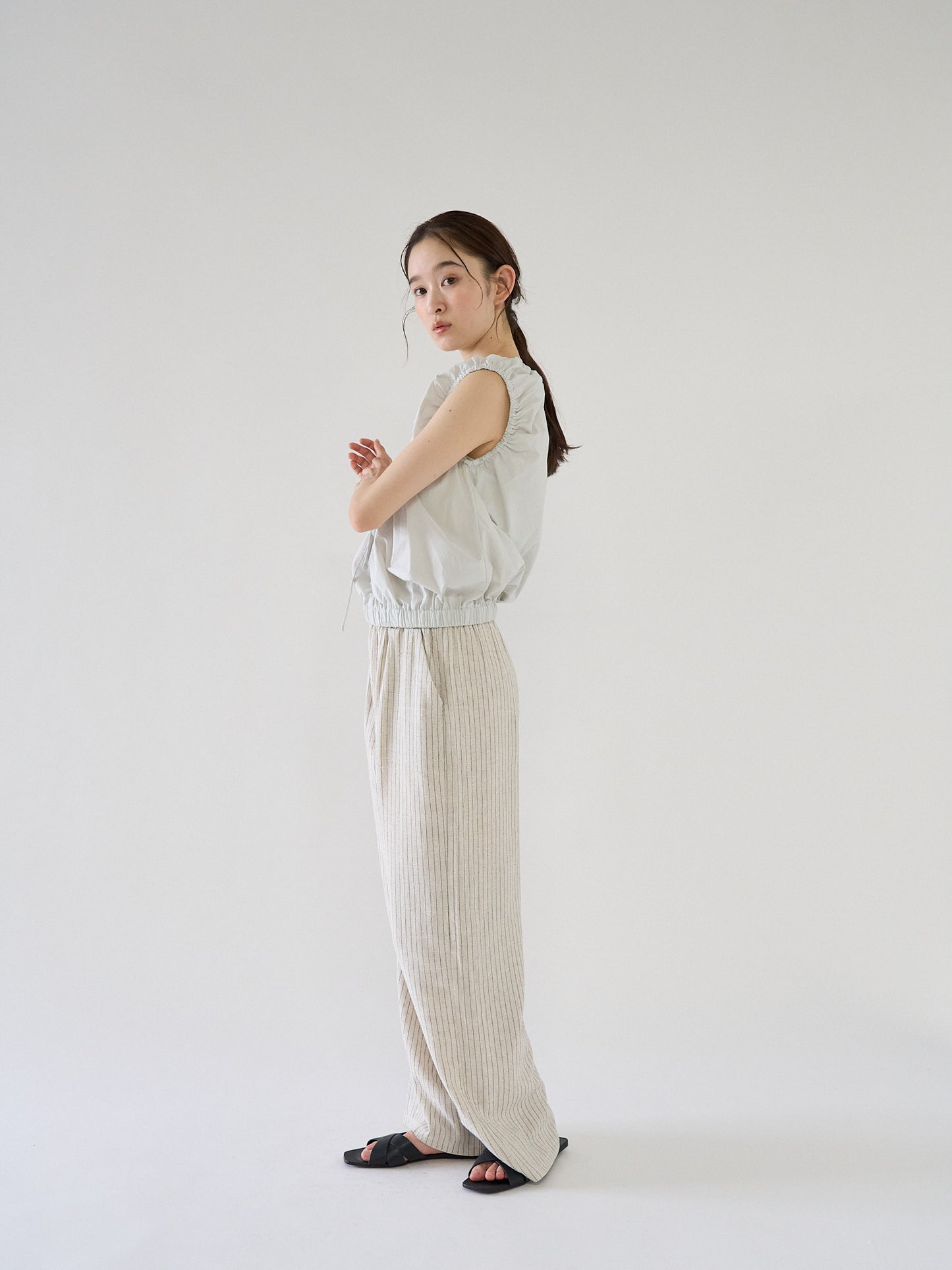 shirring sleeveless blouse