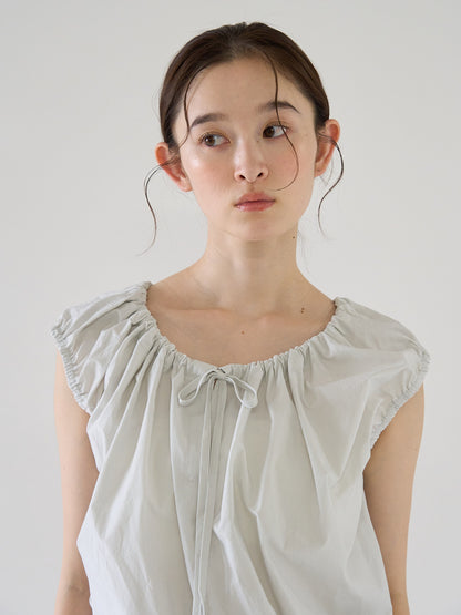 shirring sleeveless blouse