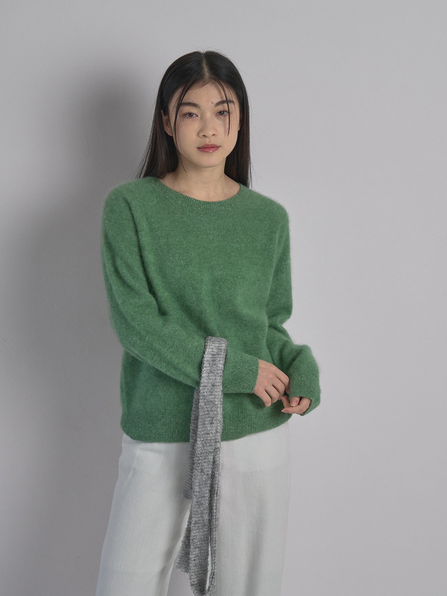 crew neck wool knit