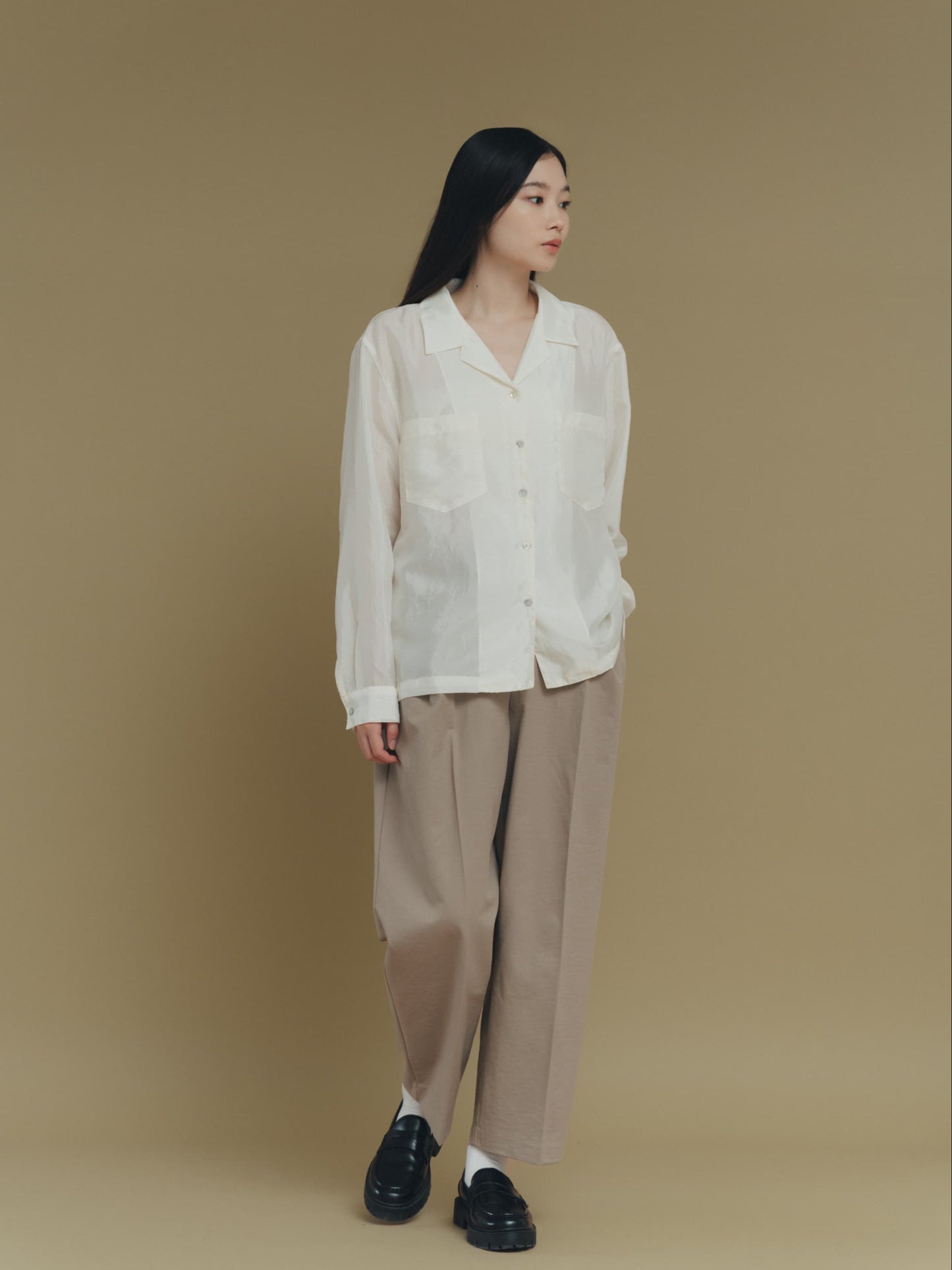 wide tucked pants