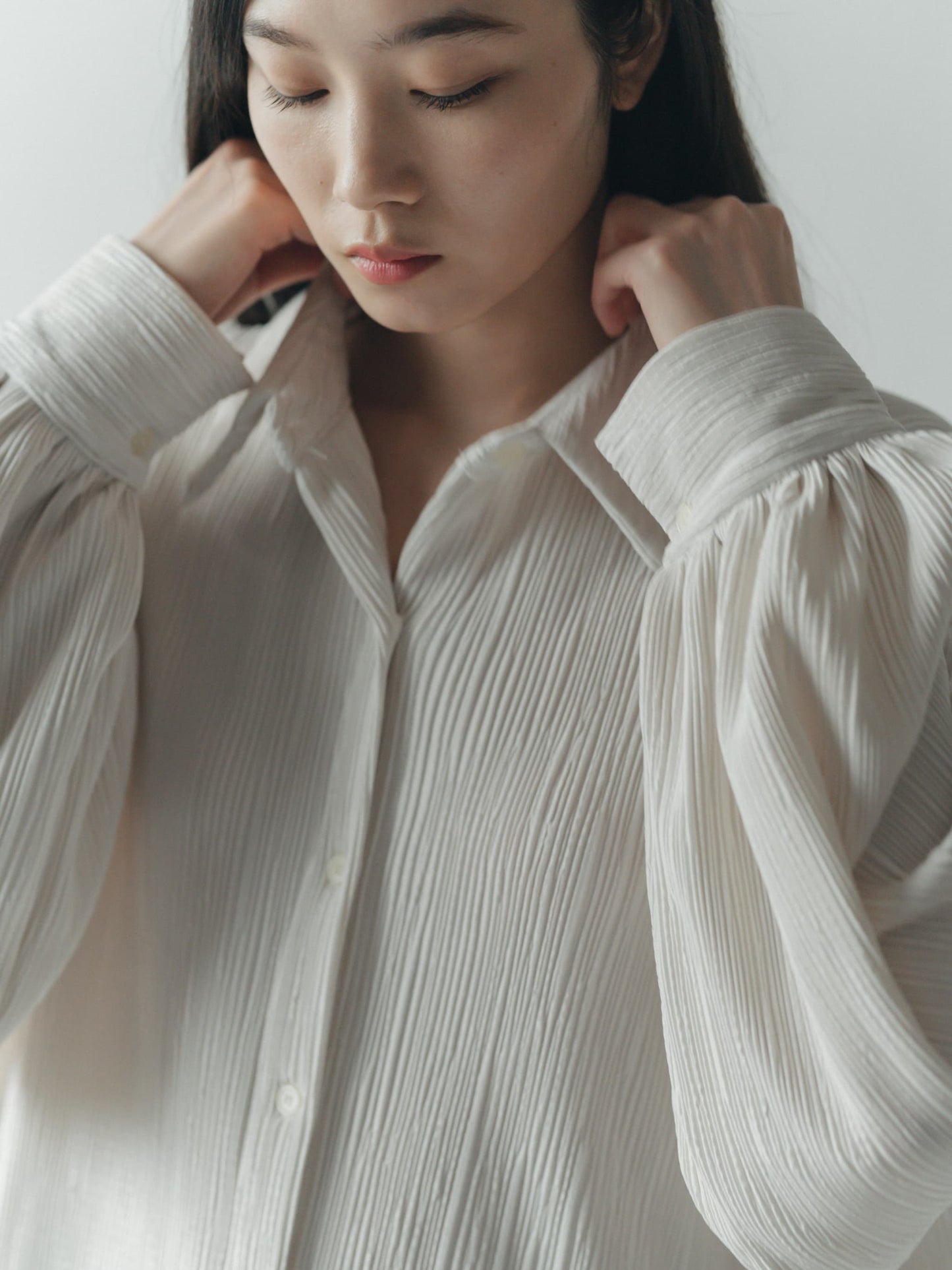pleats shirt