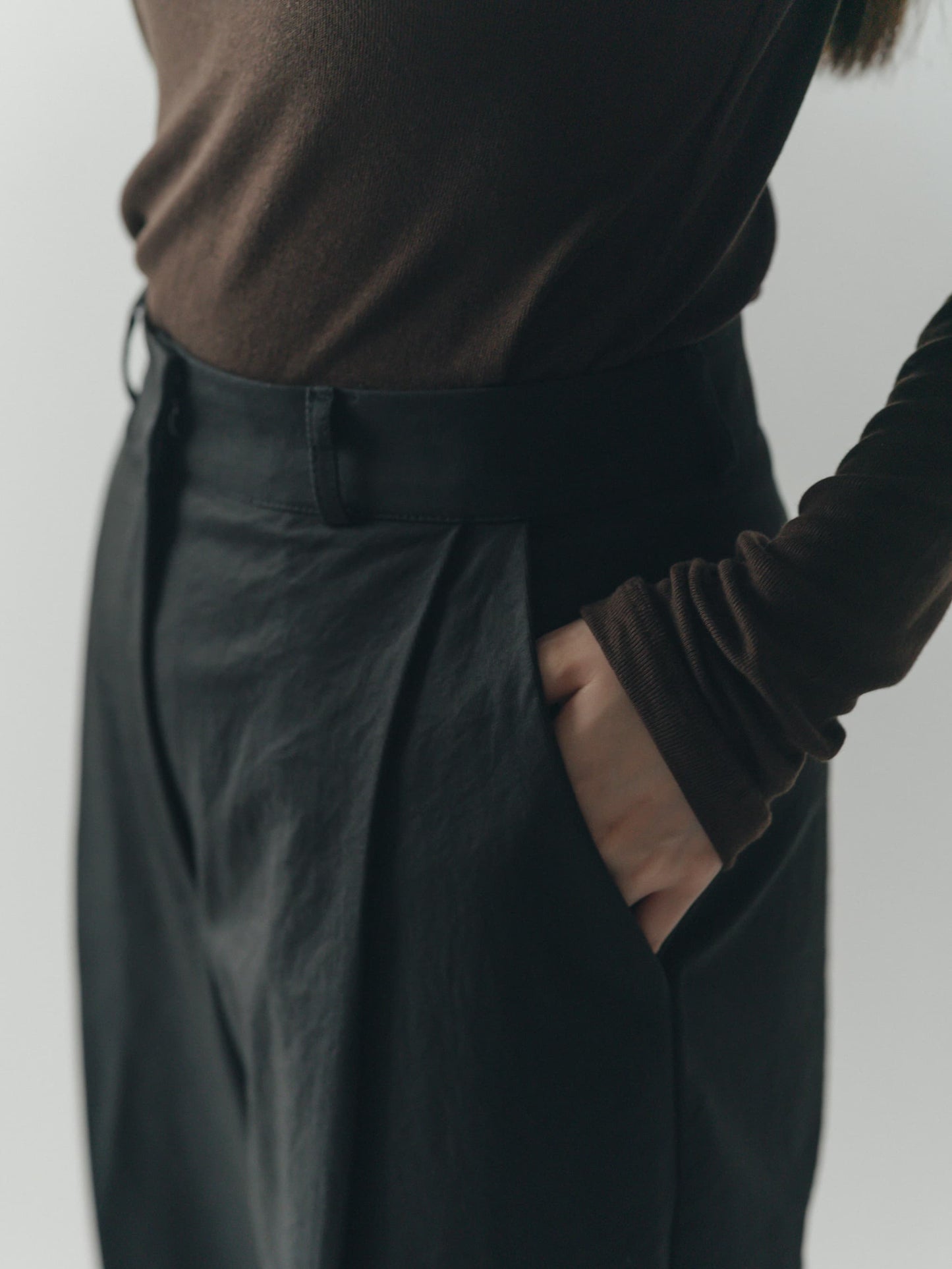 wide tucked pants