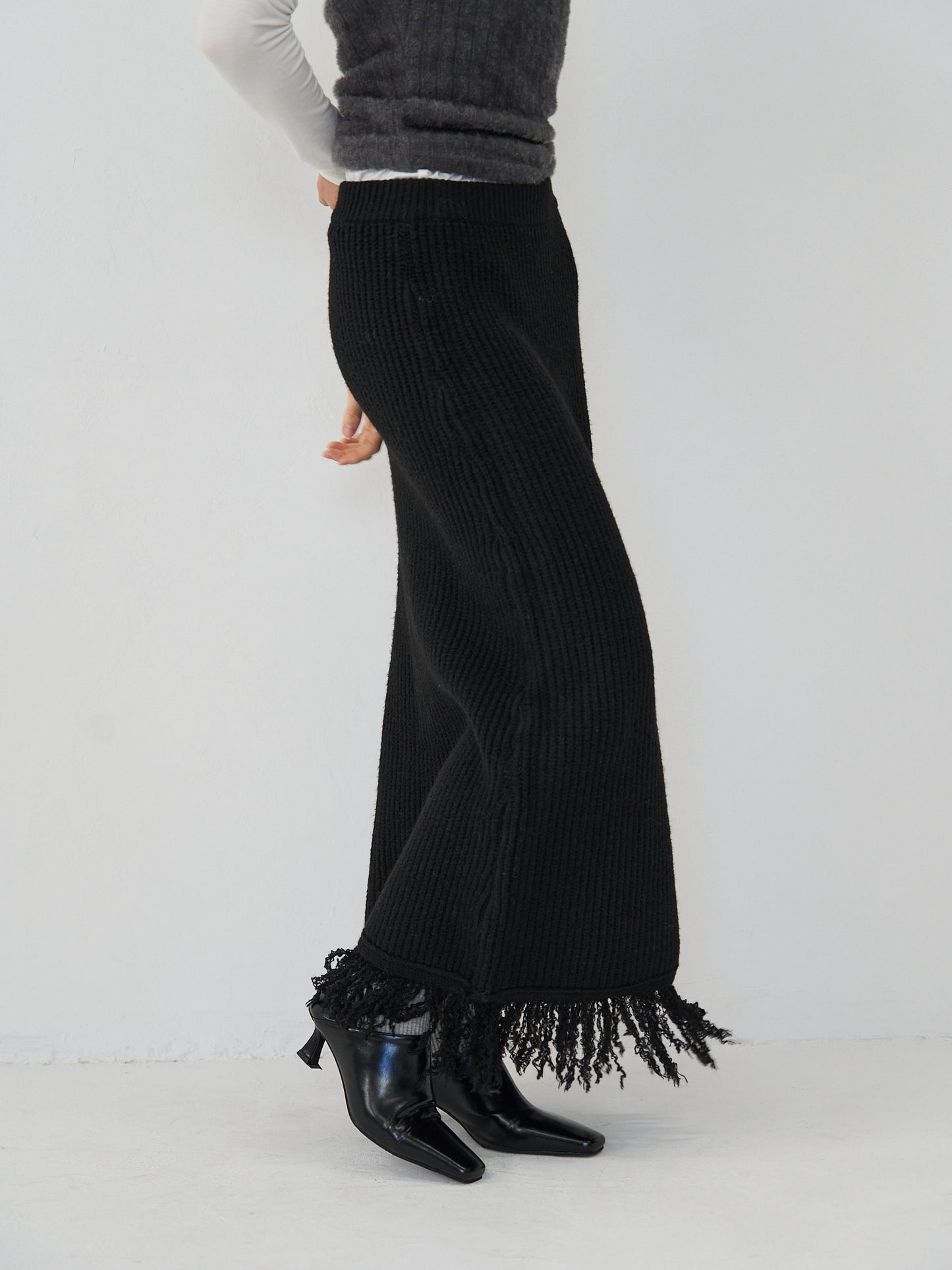 fringe knit skirt