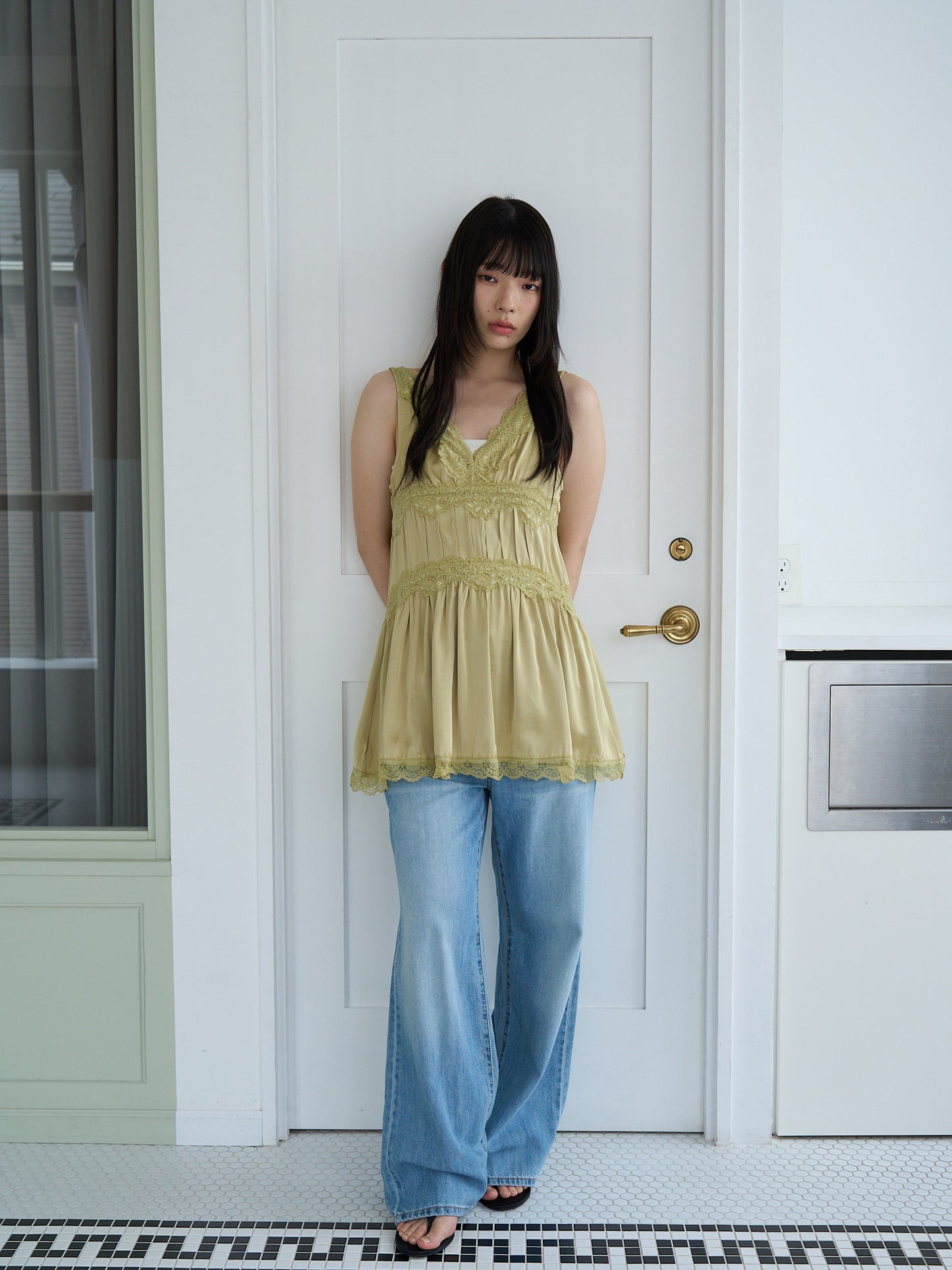 lace sleeveless tunic