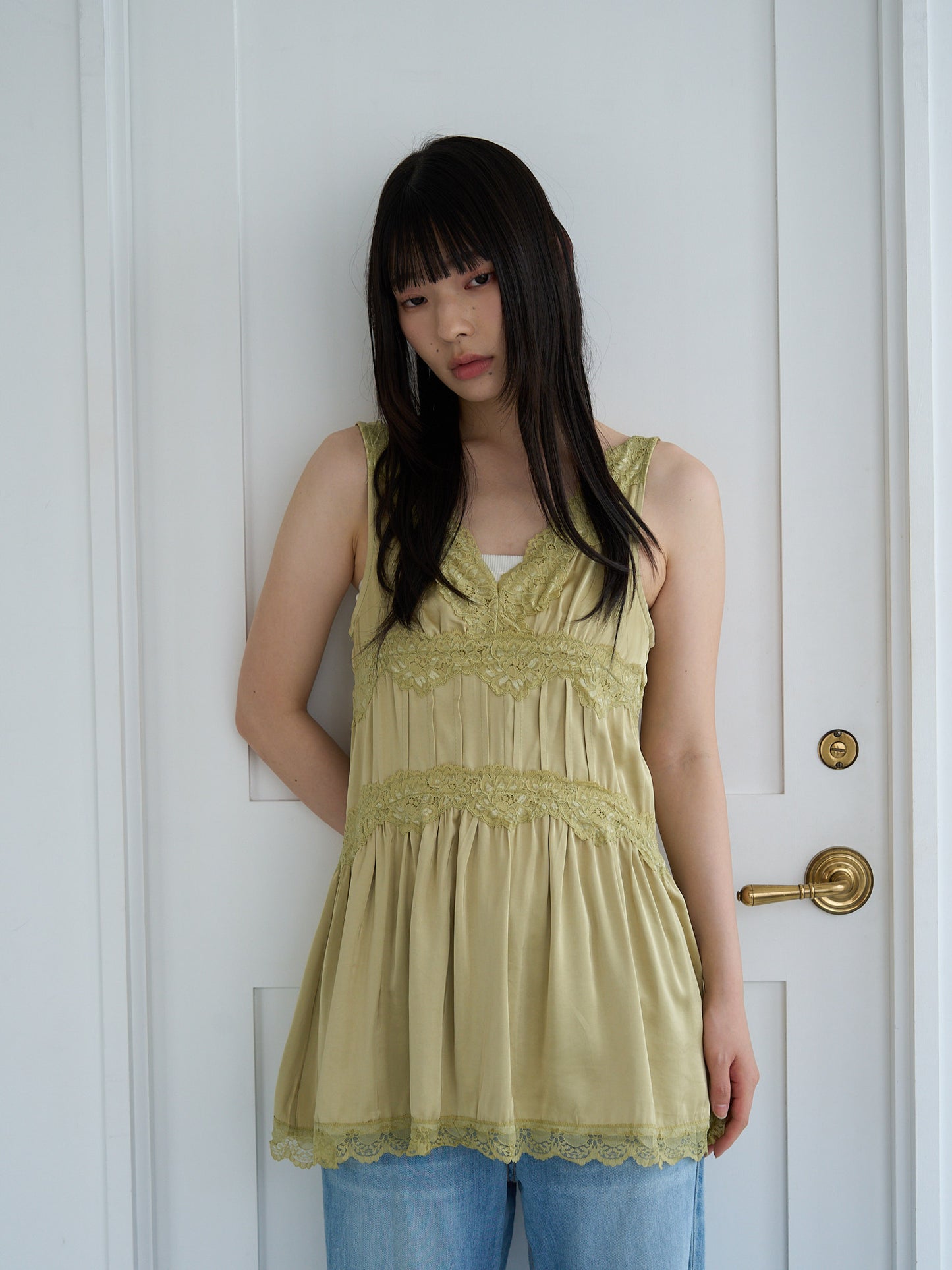 lace sleeveless tunic